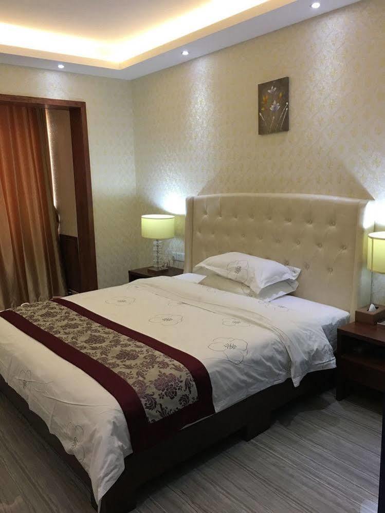 Marco Apartment Changsha Buitenkant foto